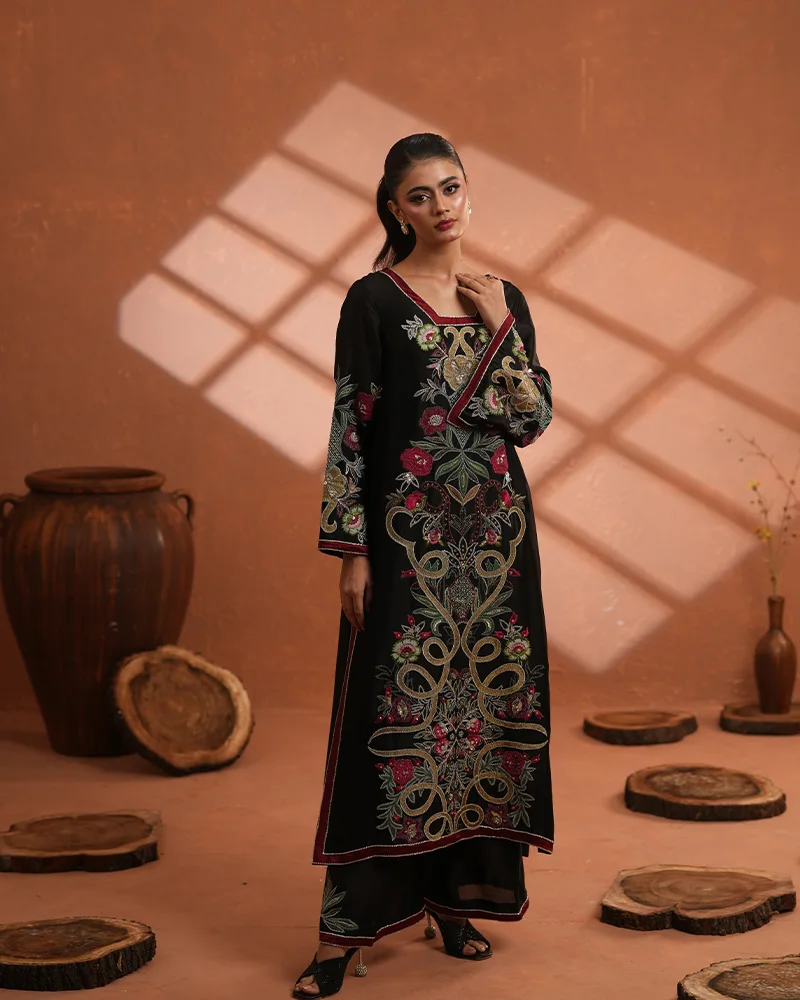 Black rose — HEERNI dress
